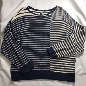 Chaps Women’s Blue and Cream Striped Sweater Size XL Like-NEW Condition